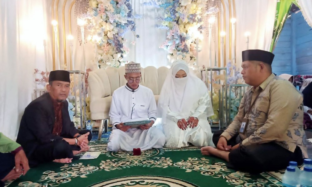 Usai Lebaran Banyak Warga Menikah, KUA Tanah Putih Layani Tiga Pasangan