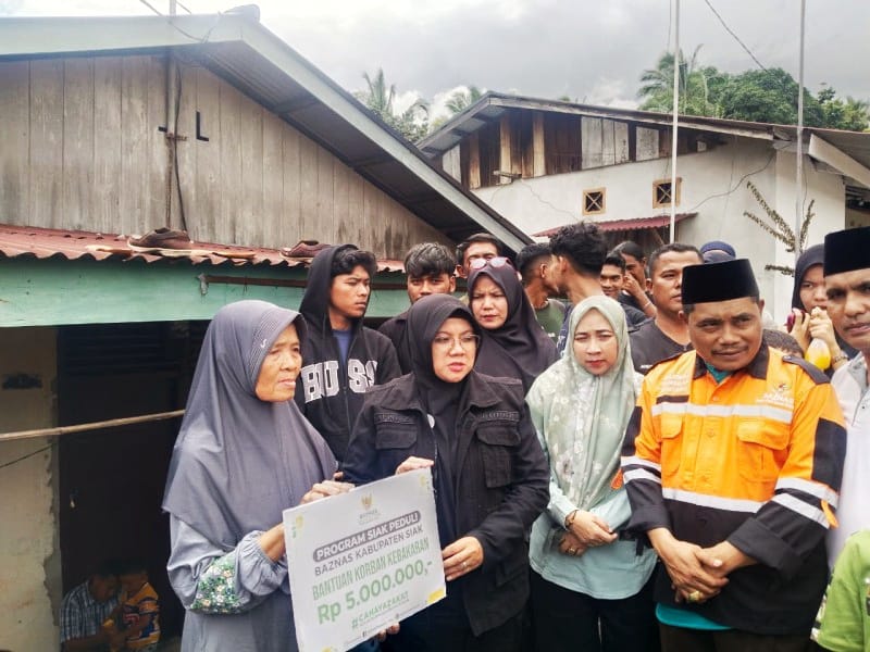 Gerak Cepat Bupati Afni: Peluk Duka Warga Minas dan Pastikan Bantuan Mengalir