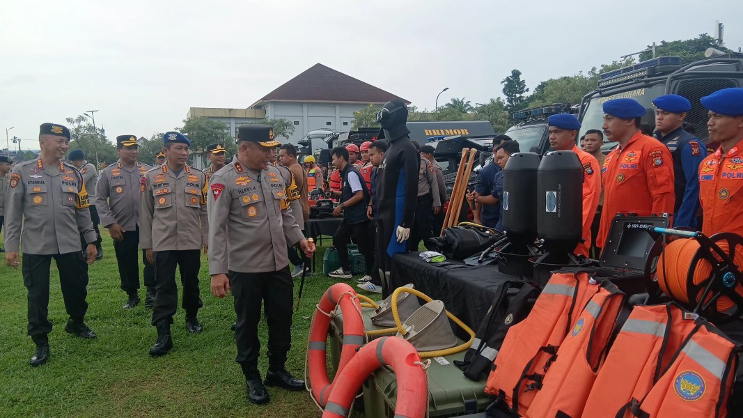 Pintu Air Koto Panjang Dibuka, Kapolda Riau Siagakan Pasukan Antisipasi Banjir