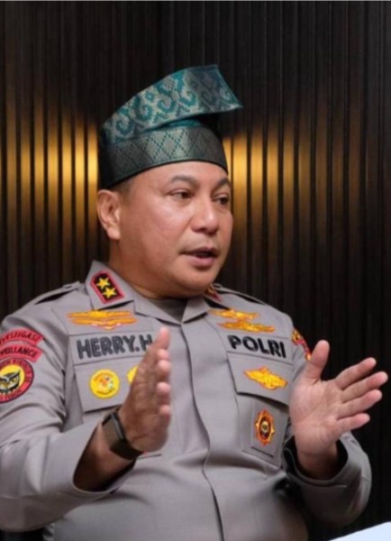 Rotasi Besar Polri, Kursi Kapolda Riau Kini Dipercayakan kepada Arman Achdiat