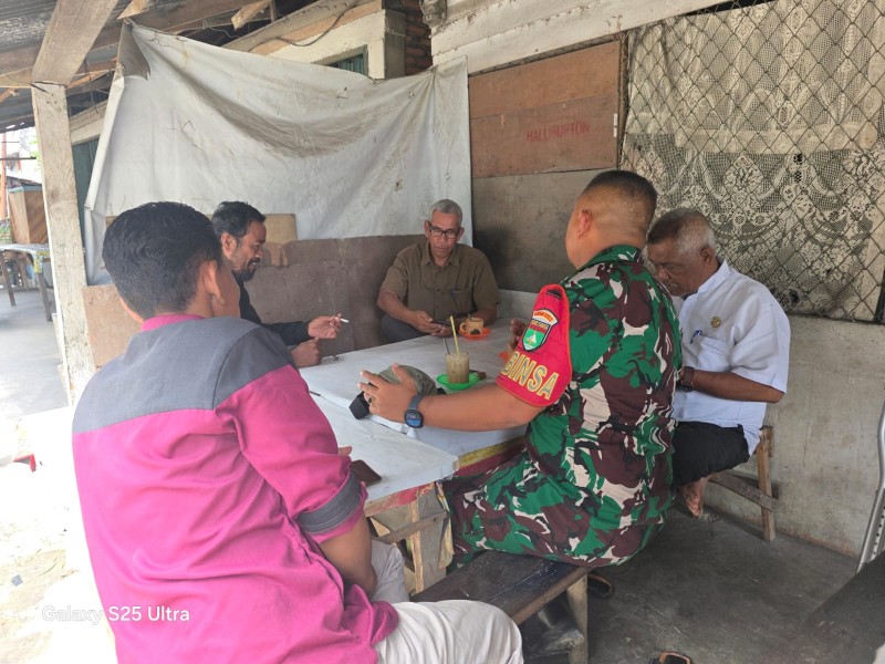 Babinsa Koptu AKP Hutagalung Laksanakan Komsos Kesehatan di Minas Barat