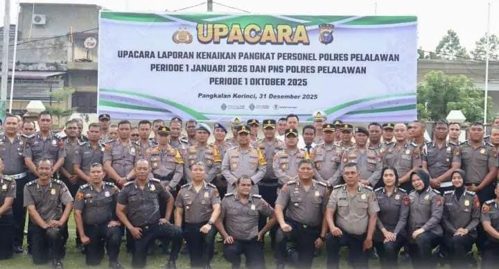 Kapolres Pelalawan Pimpin Kenaikan Pangkat 62 Personel