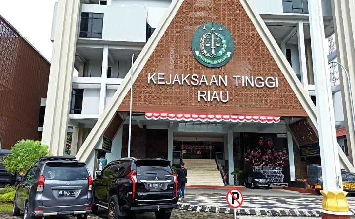 Kondisi Keuangan Memburuk, Direktur BPR Sarimadu Kampar Disorot, Mahasiswa Minta Kejati Riau Bongkar Dugaan Korupsi dan Kredit Fiktif