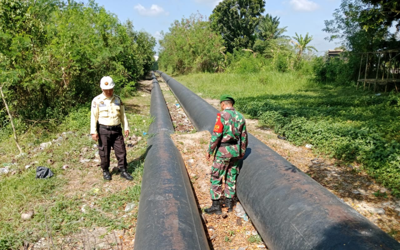 Patroli Terpadu Koramil 01 dan SKK Migas Tinjau Keamanan Jalur Pipa di Bukit Kapur