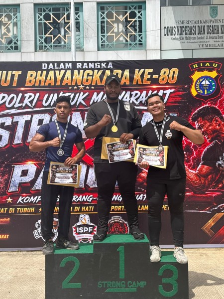 Sa’ad Taklukkan Peserta dari Berbagai Daerah, Jadi Orang Terkuat Tembilahan 2026