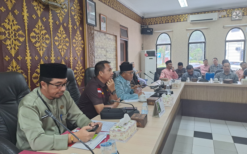 Warga Keluhkan Lubang Galian, DPRD Dumai Gelar RDP dan Tuntut Perbaikan Jalan