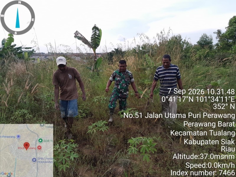 Sertu Venus Luberto Patroli Karhutla di Perawang Barat, Pastikan Tidak Ada Titik Api-