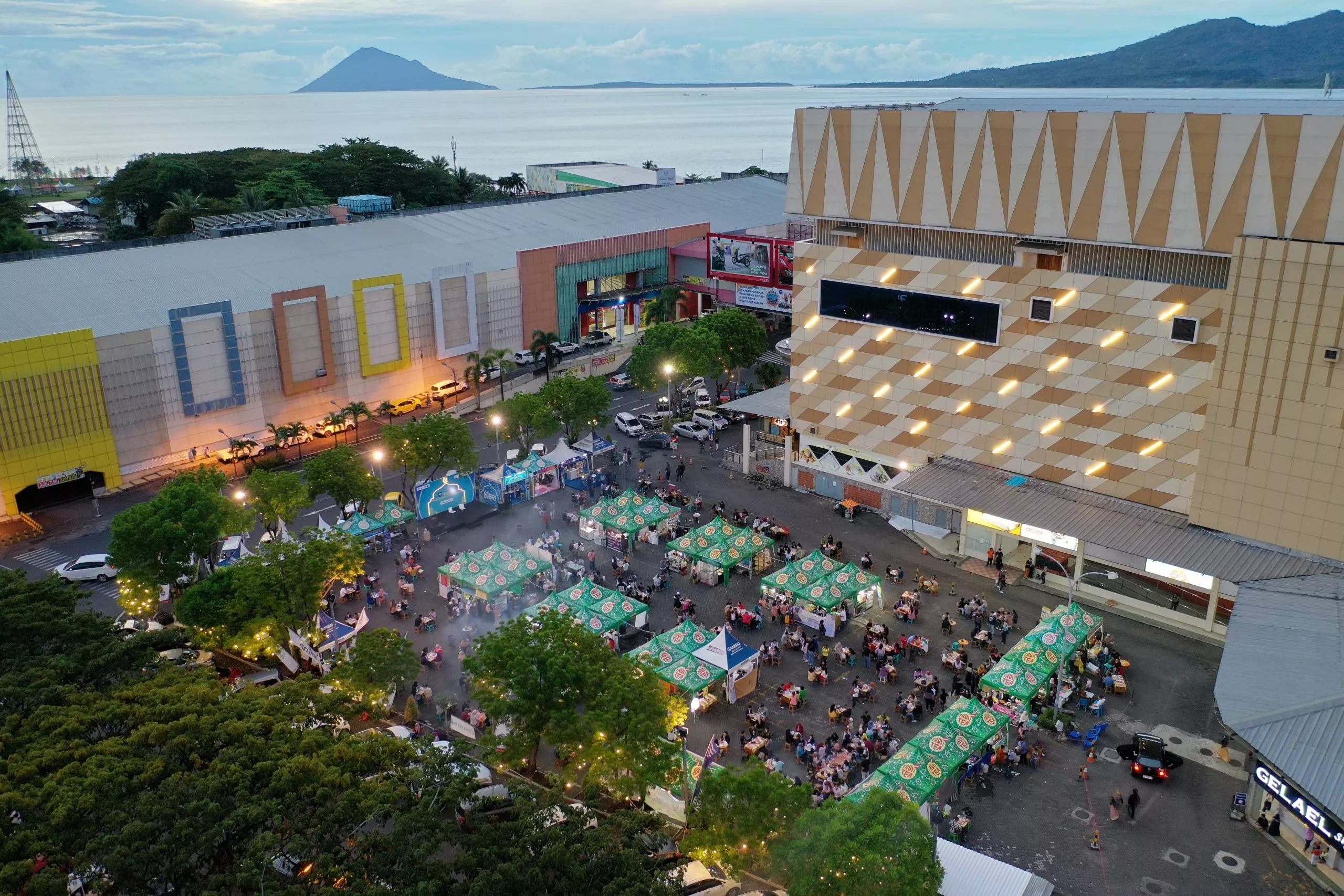 10 Mall di Sulawesi Utara Paling Hits untuk Belanja dan Wisata