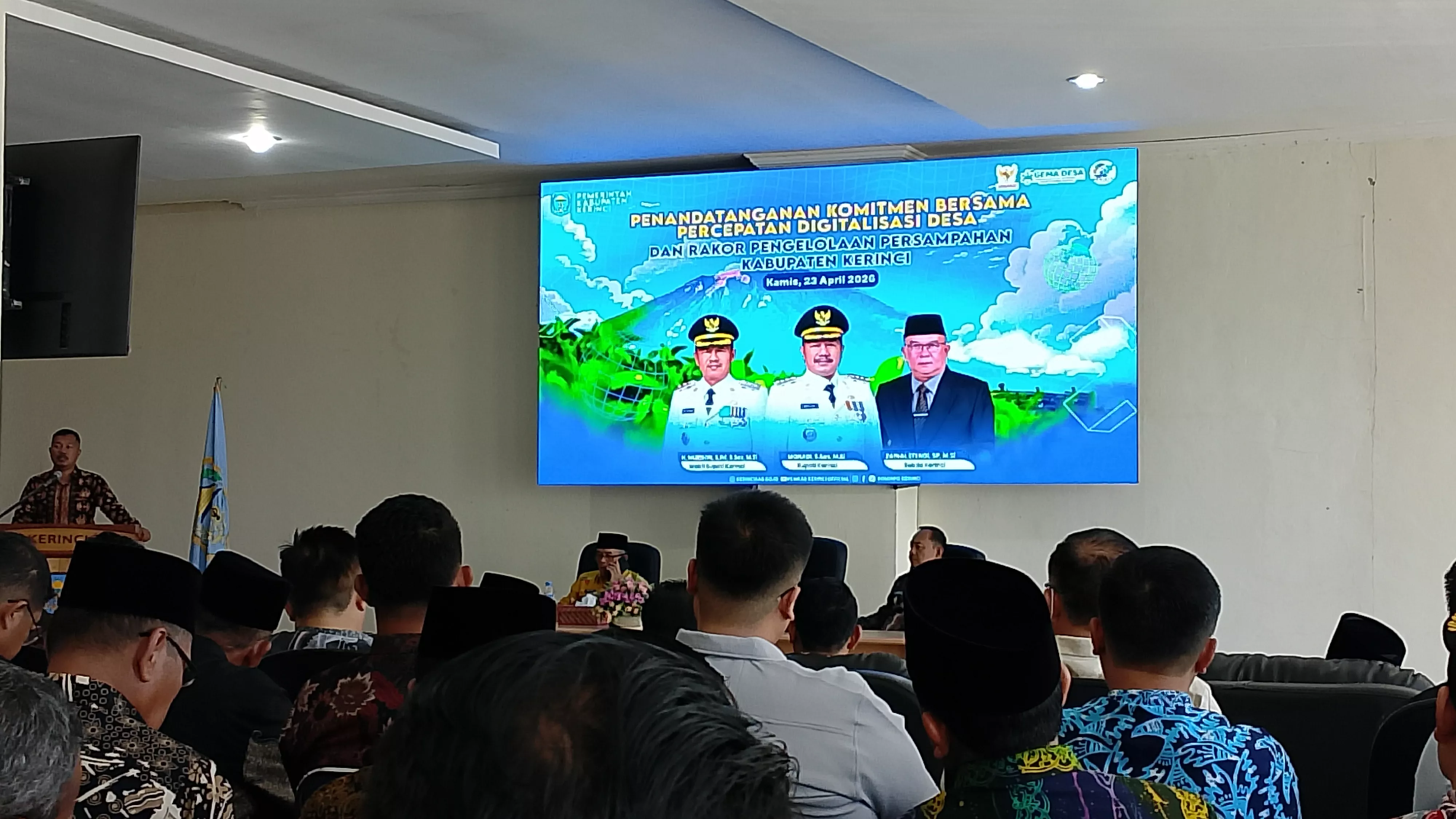 Kerinci Genjot Digitalisasi Desa dan Pengelolaan Sampah: Menuju Desa Modern dan Bersih