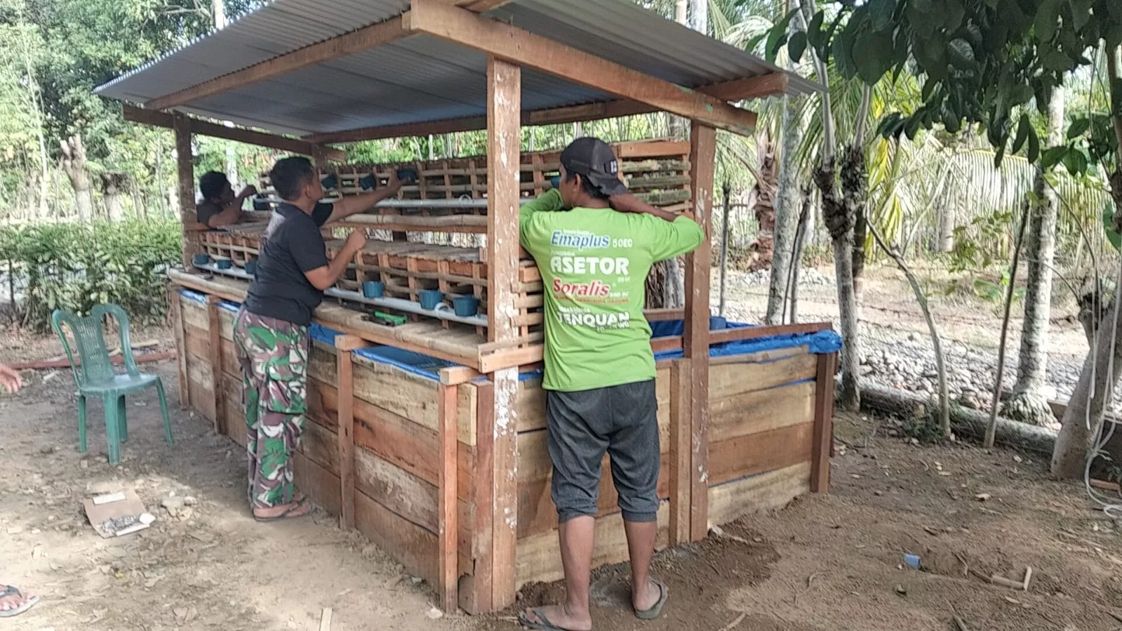 Nyak Ubit Terharu: Terima Kasih Bapak TNI, Bantuan Ini Sangat Berarti bagi Keluarga Kami