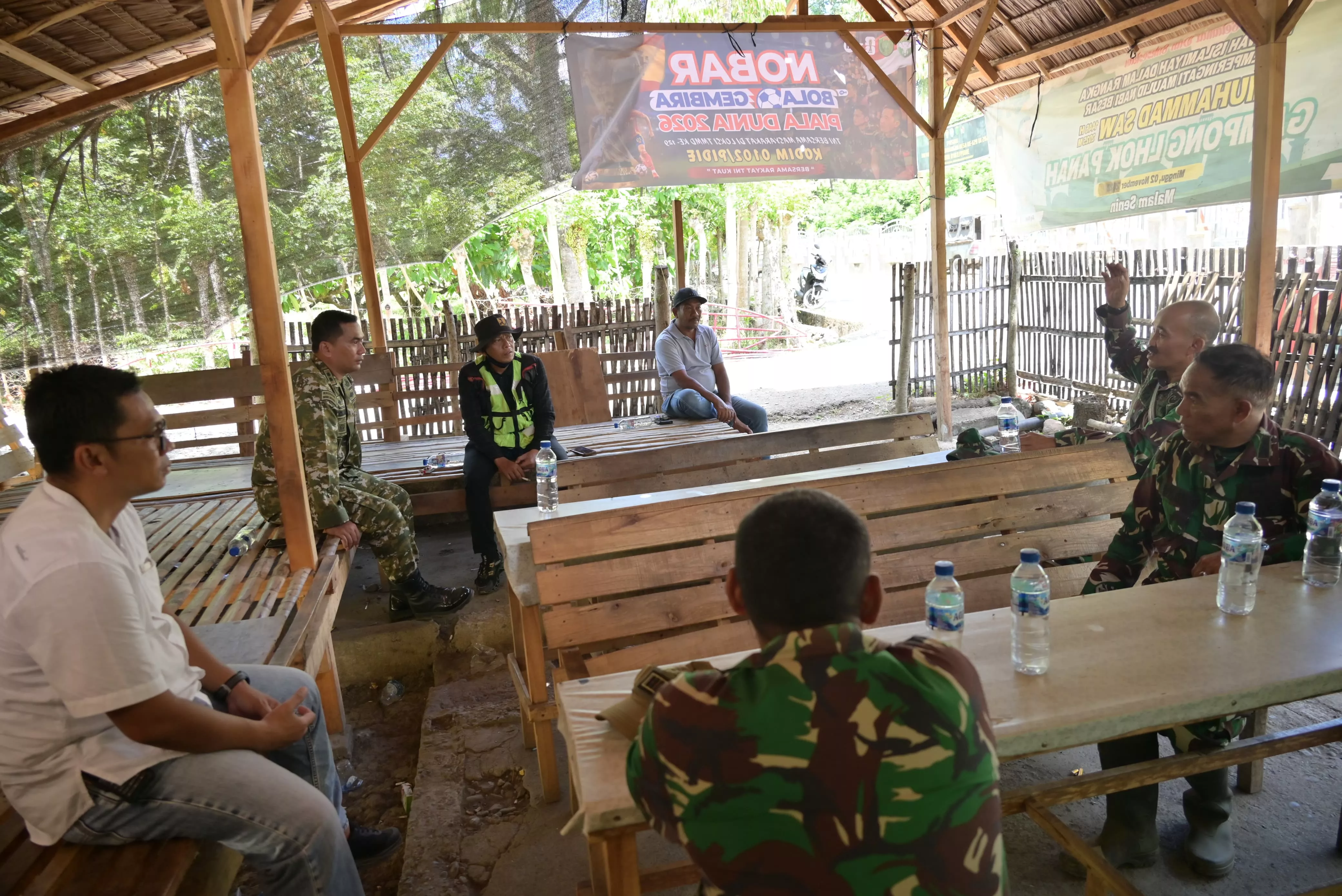 Pastikan Pelaksanaa Berjalan Optimal dan Efesien , Dansatgas TMMD ke -129 Kodim 0102/Pidie Pimpin Briefing dan Koordinasi Lapangan