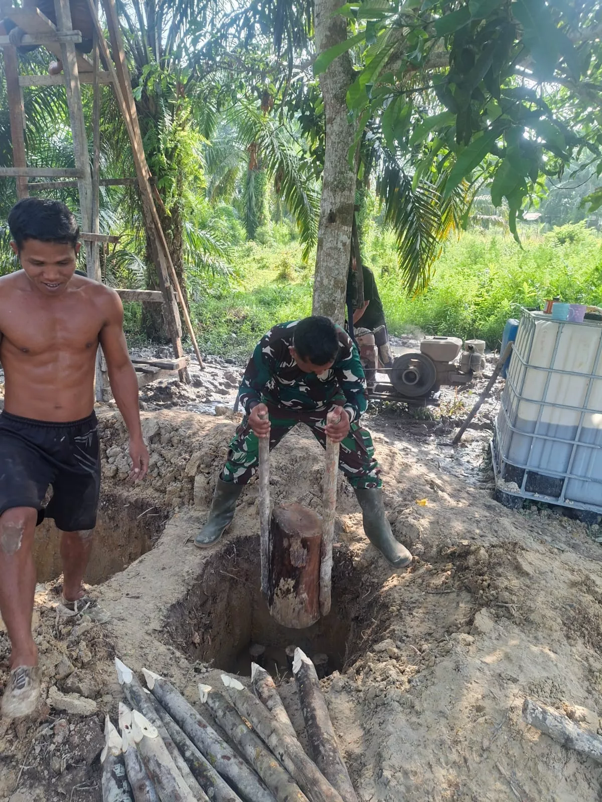 Hari Pertama Pasca Upacara Pembukaan TMMD Ke 129 Kodim 0313/KPR, Pembuatan Sumur Bor di Pangkalan Terap Capai Progress 20 Persen