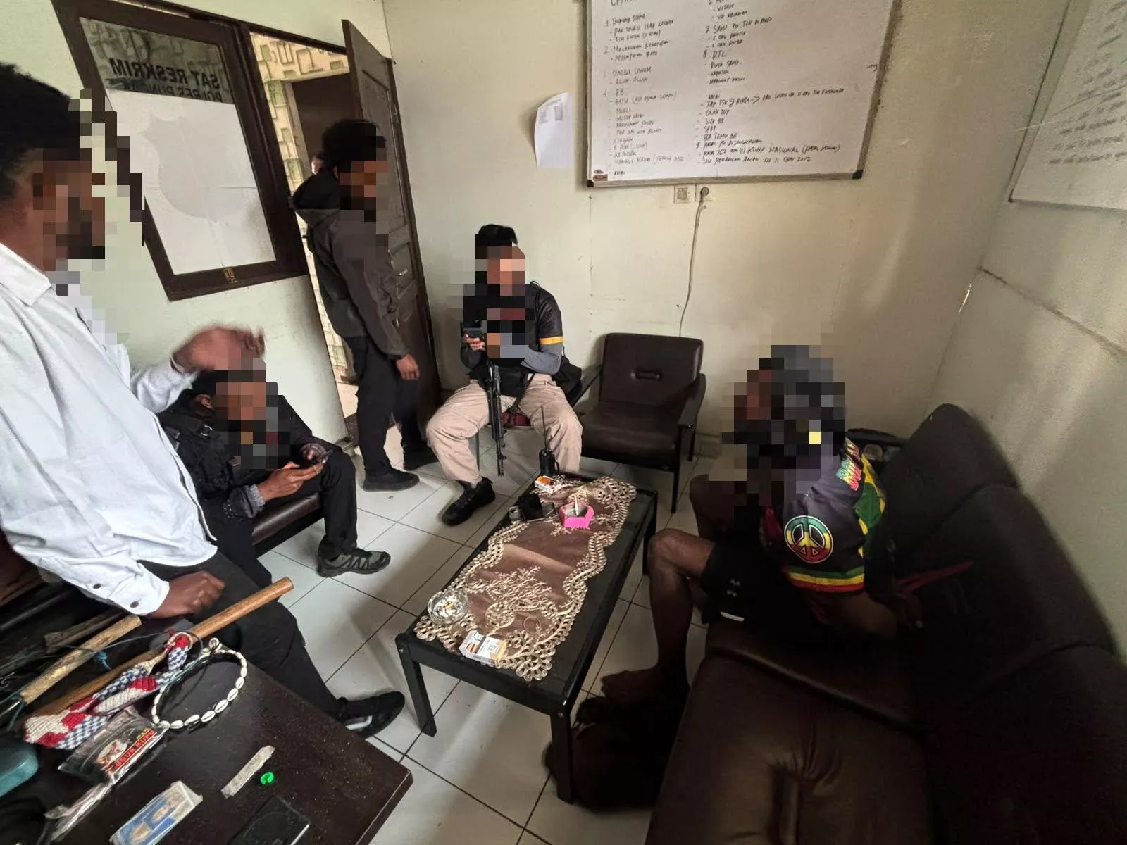 Ungkap Perkembangan Kasus, Satgas Damai Cartenz Berhasil Tangkap Pelaku Pembakaran Camp PT. Unggul Tahun 2021 di Puncak