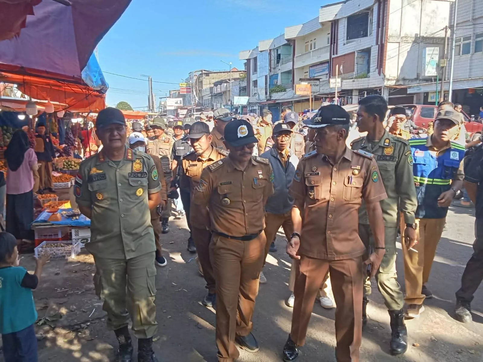 Tak Lagi di Trotoar, Puluhan Pedagang Pasar Panorama Mulai Tempati Kios Resmi