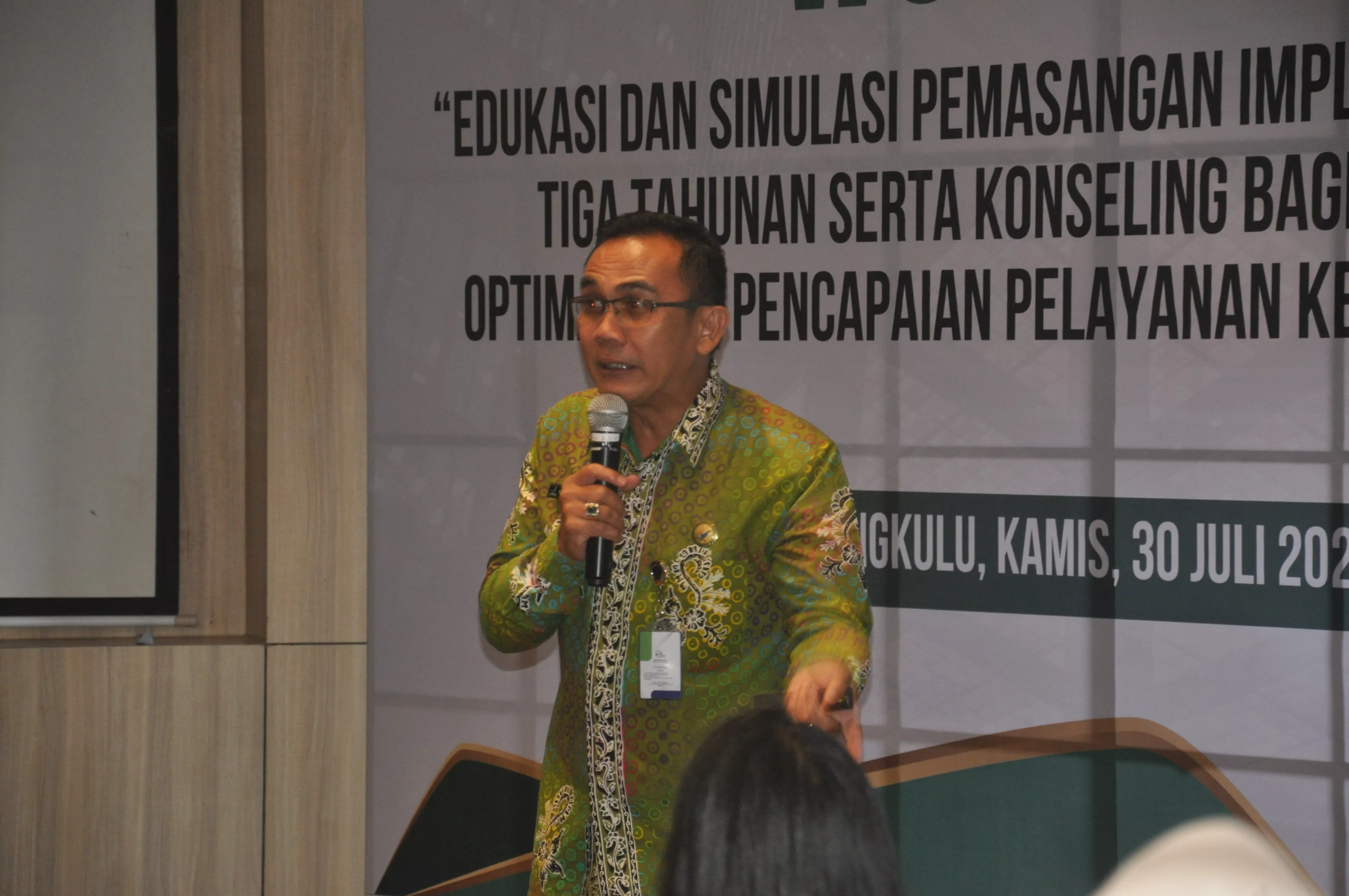 Pengelolaan Obat Yang Baik, Instalasi Farmasi Perlu Tenaga Pengawas