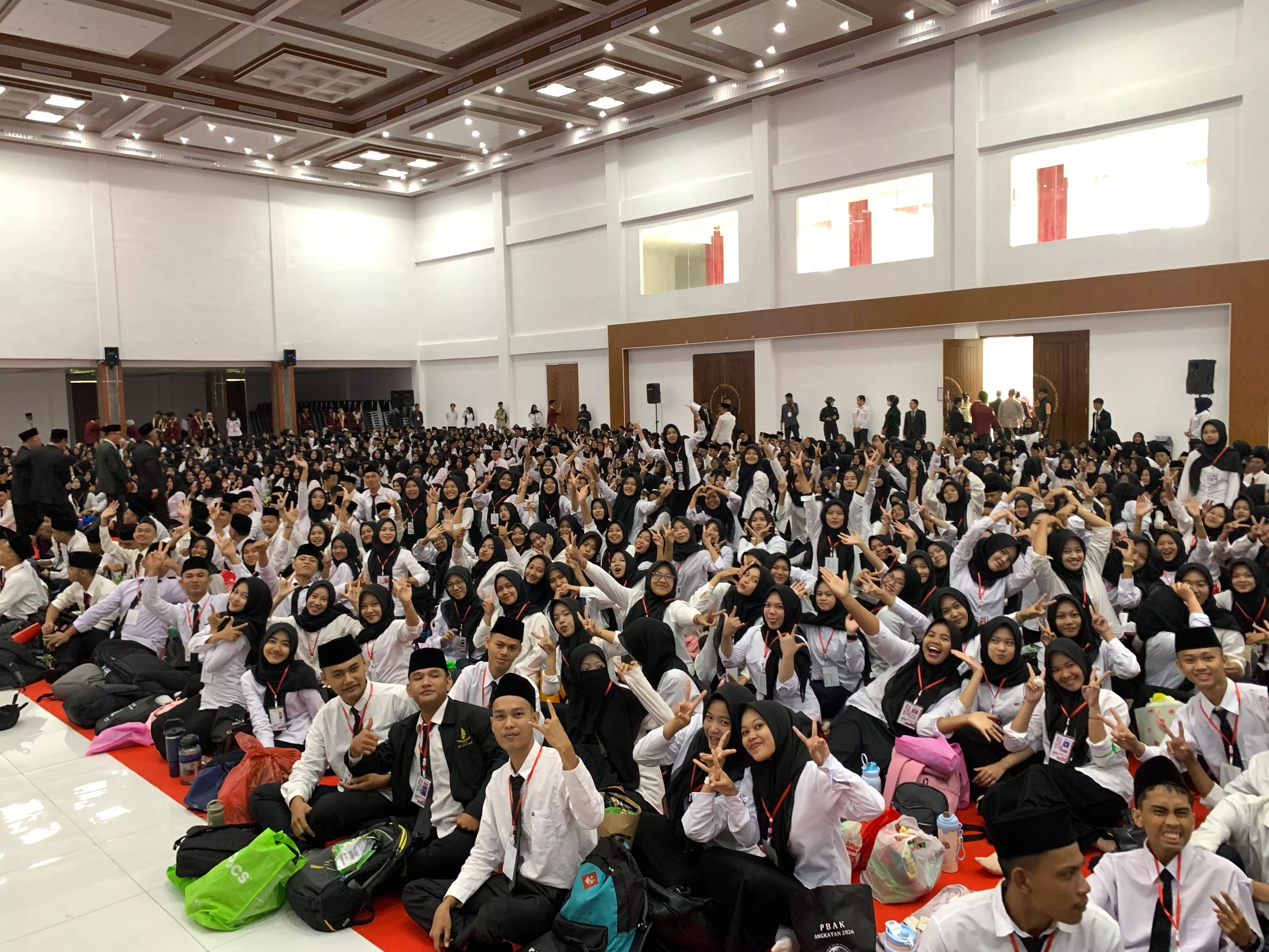 Dari PBAK ke Aksi, Pramuka dan KSR PMI Kenalkan Peran Organisasi kepada Maba