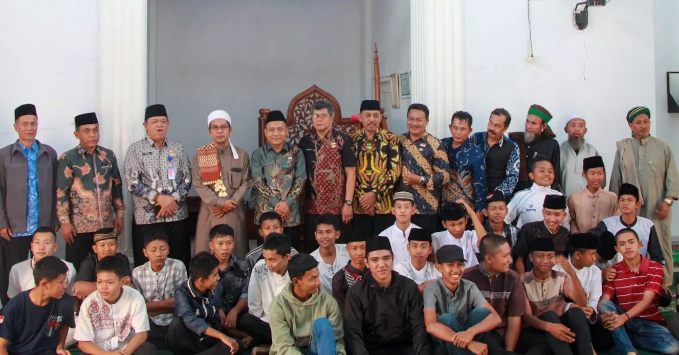 Retret Merah Putih, Upaya Sekolah Membendung Kenakalan Pelajar
