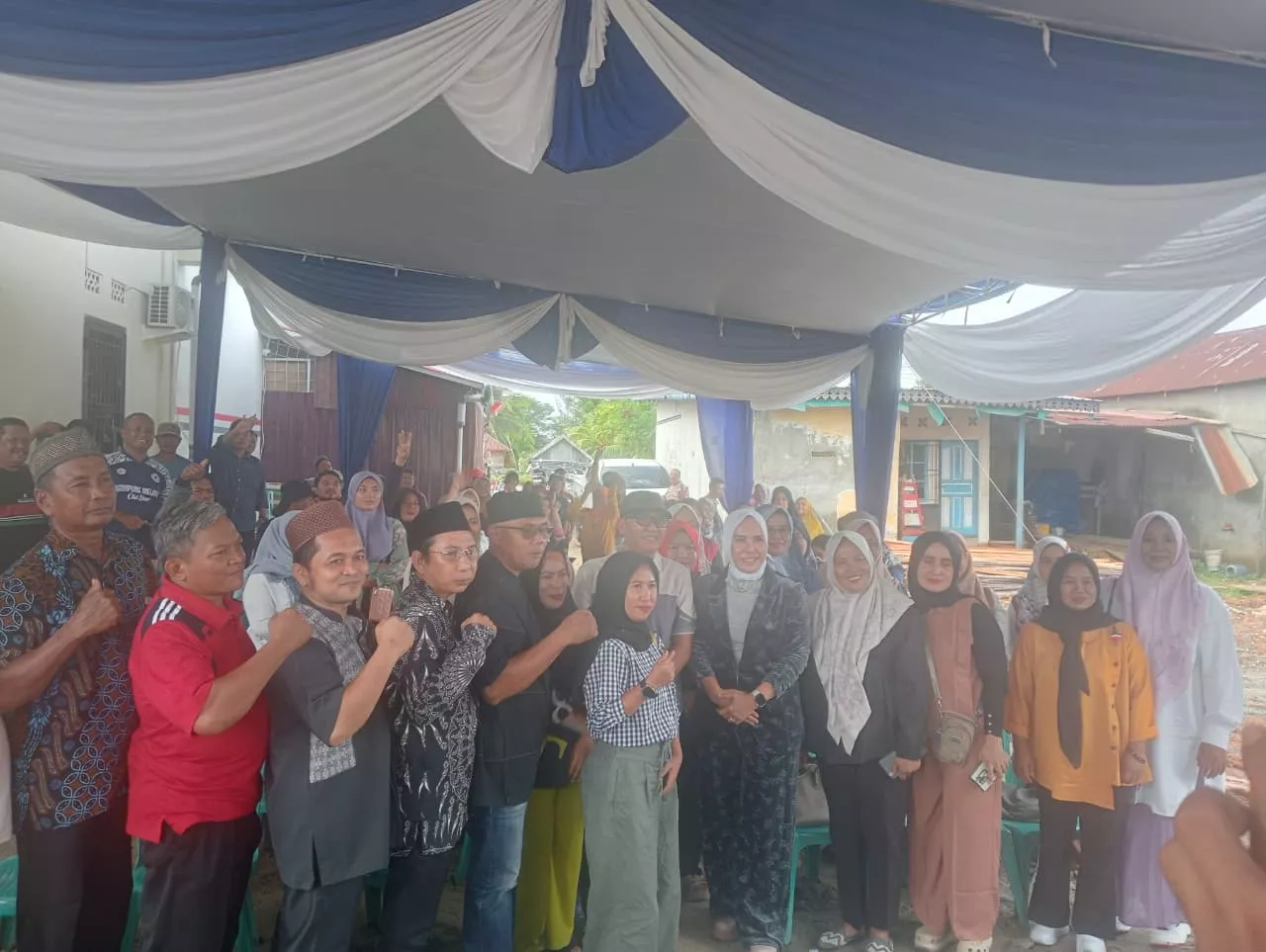 Reses Evi Hasna, Jalan Rusak Parah di Kampung Melayu Jadi Sorotan