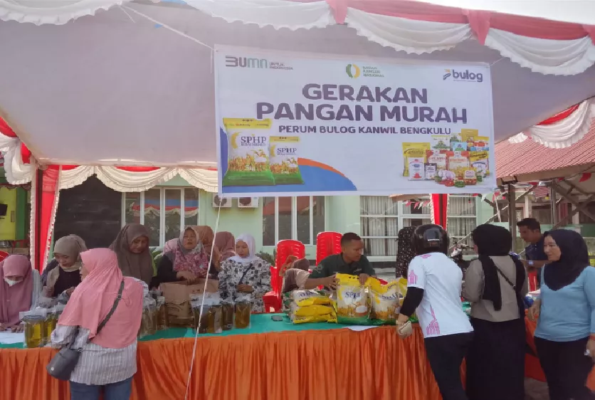 Sidak Pasar Minggu dan Panorama, Bulog Pastikan Stok Beras SPHP Bengkulu Melimpah dan Terjangkau
