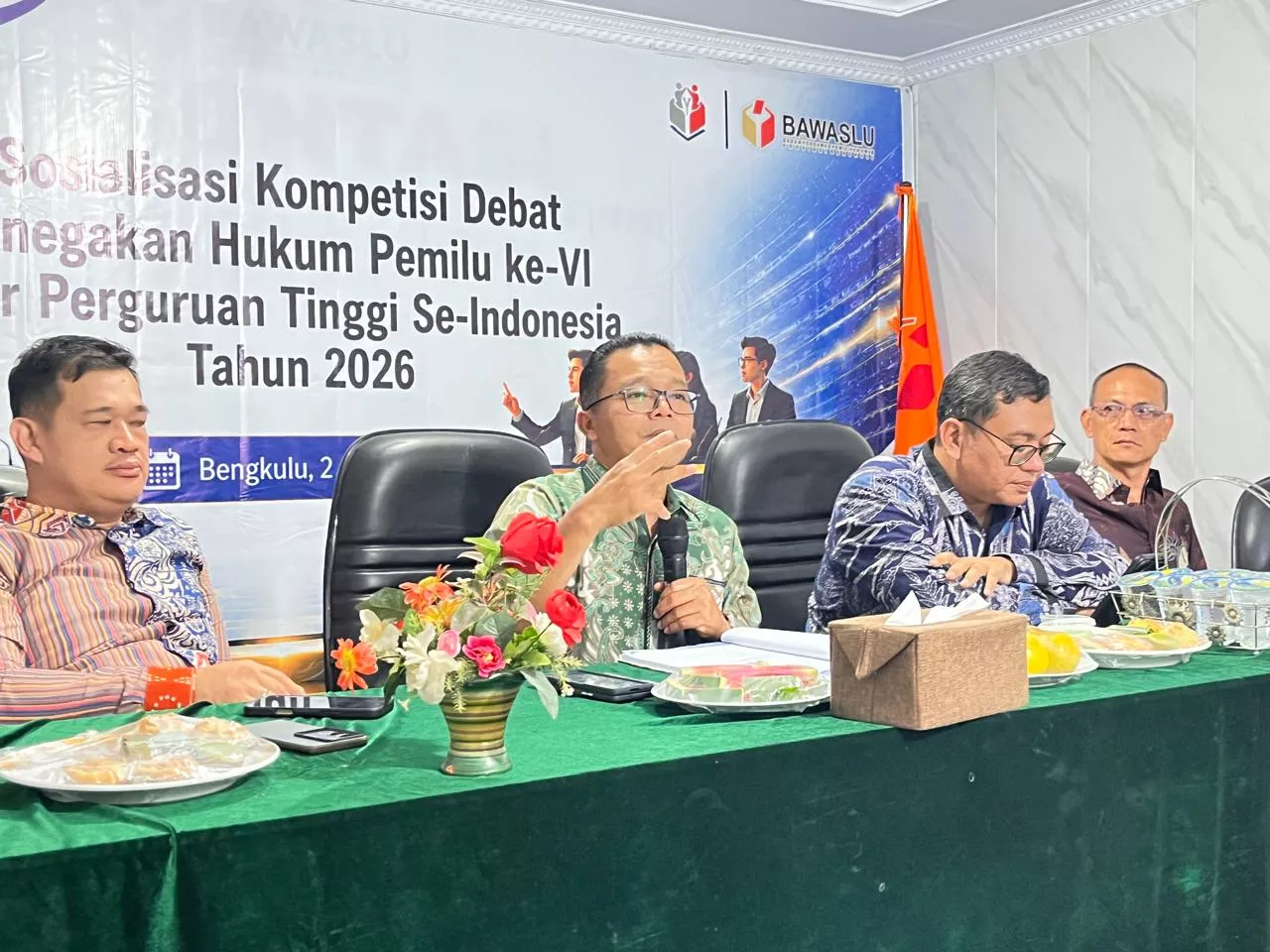 Sosialisasi Debat Penegakan Hukum Pemilu VI Bawaslu Provinsi Bengkulu Diikuti Seluruh Perwakilan Kampus