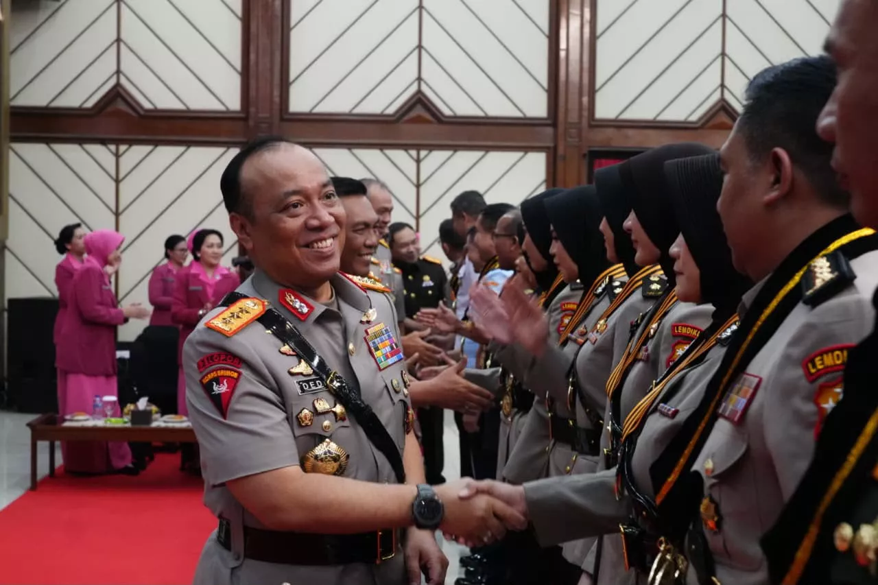 Wakapolri : 418 Lulusan Sespim Siap Jadi Garda Terdepan Hadapi Tantangan Global dan Era Digital