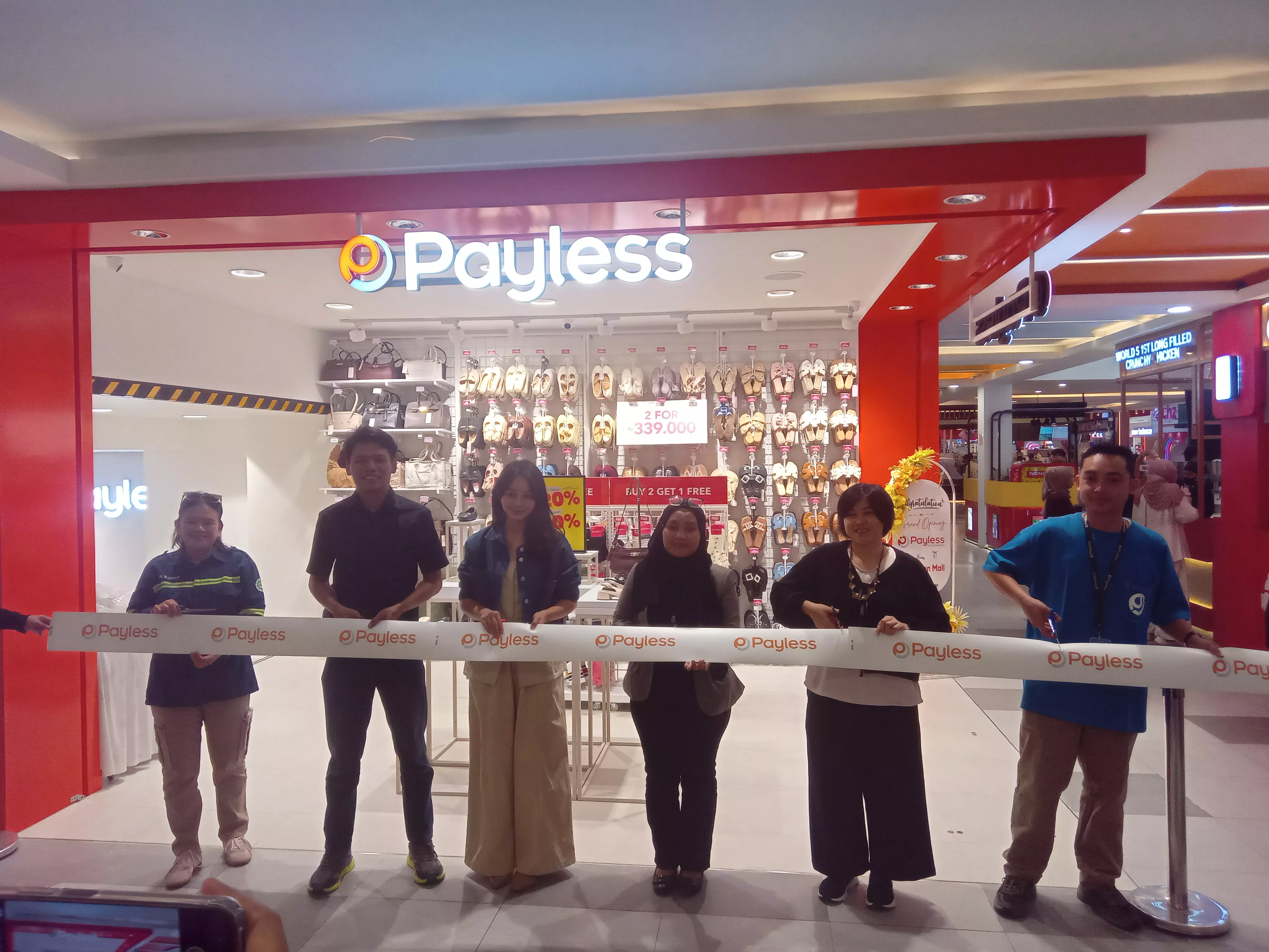 Payless Resmi Buka Gerai di Bencoolen Mall Bengkulu, Tawarkan Diskon hingga 30 Persen