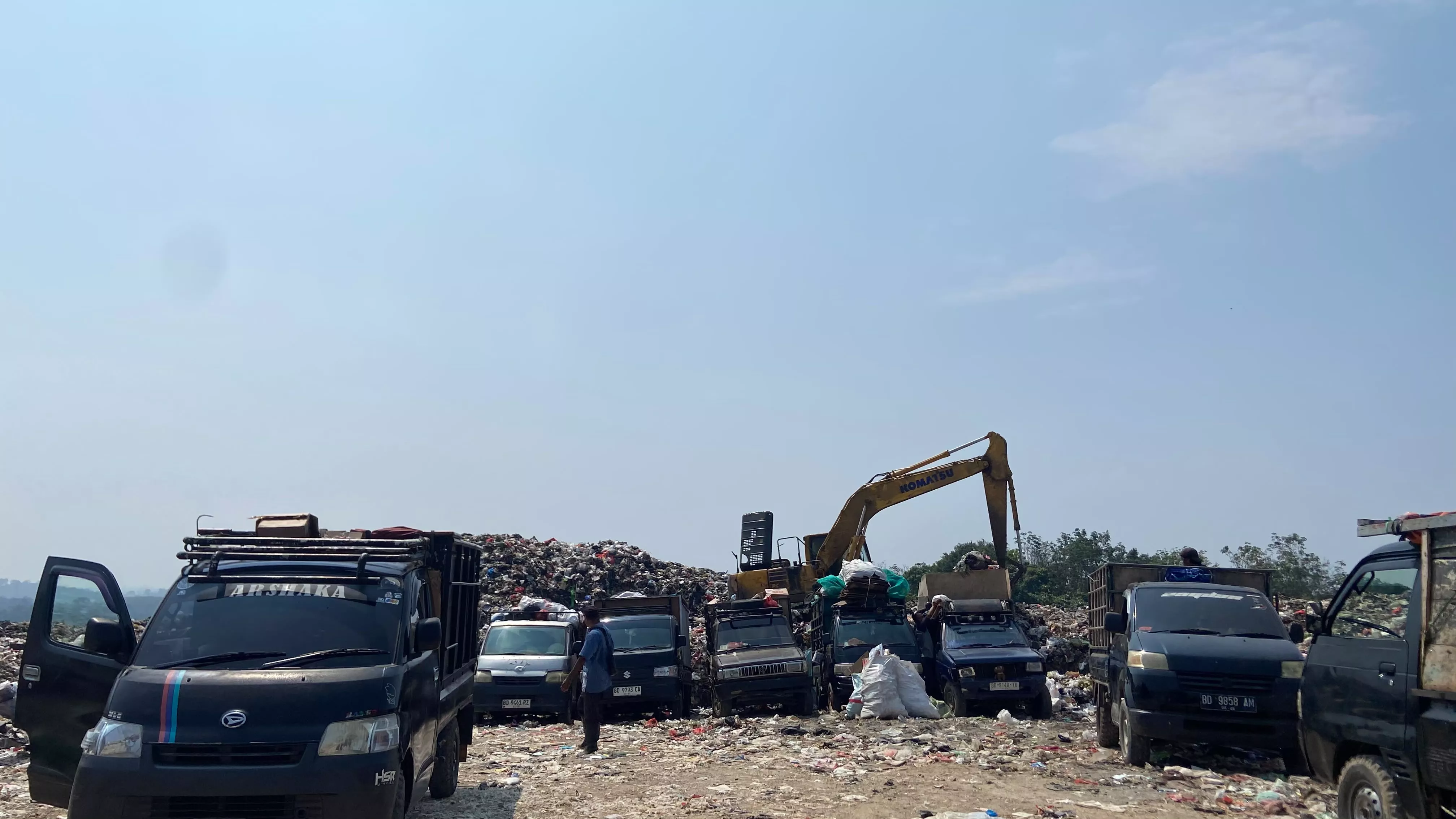 Dari Subuh hingga Malam, Petugas Pengangkut Sampah Jaga Kebersihan Kota Bengkulu