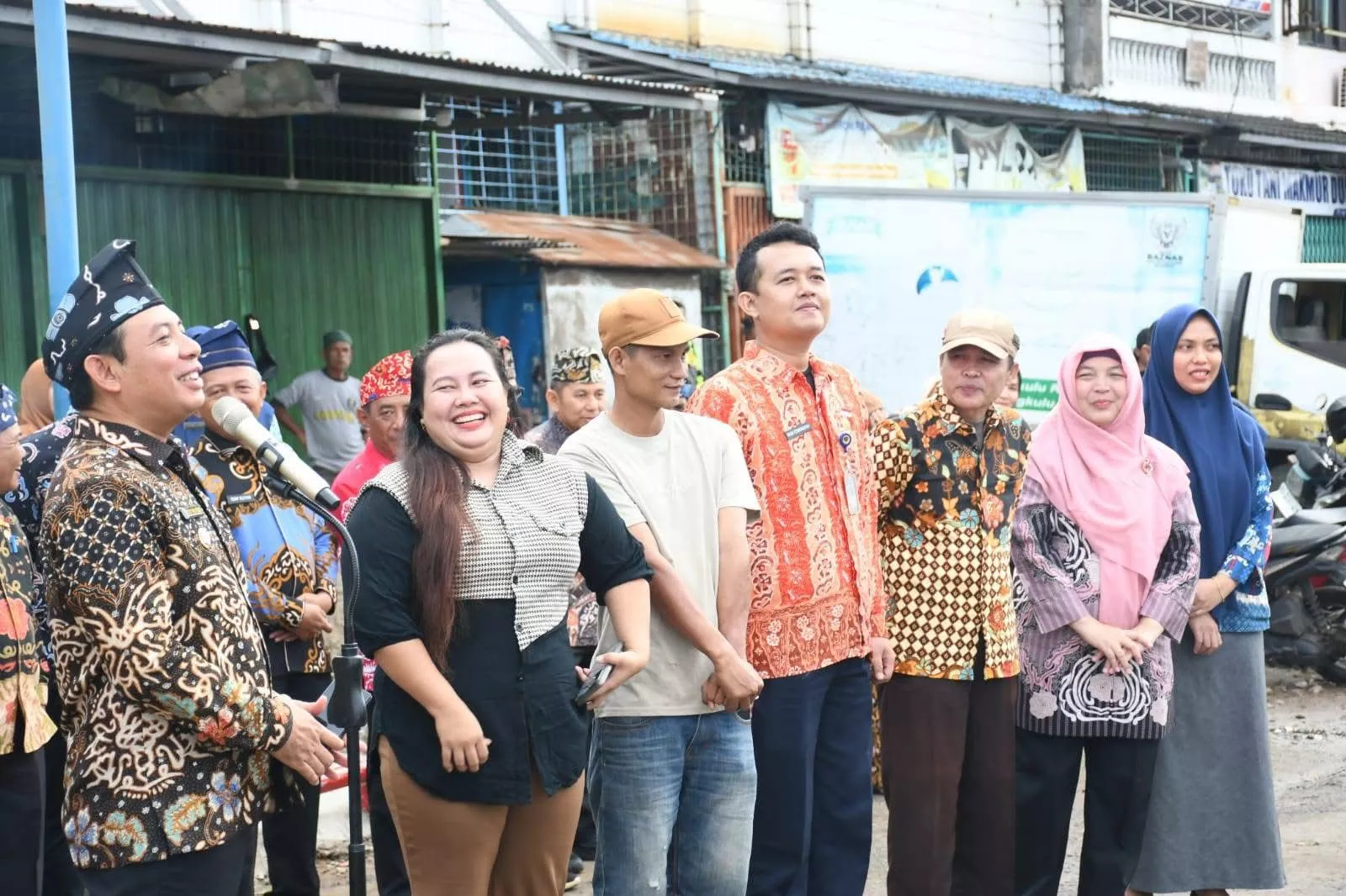 Gelar Apel di Tengah Pasar, Walikota Dedy Wahyudi: Penataan Panorama Bukan Untuk Larang Orang Cari Makan!