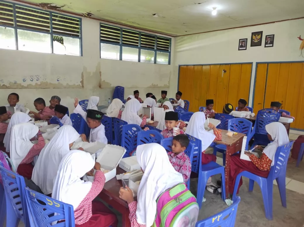 Program MBG Al-Ma’un Jangkau 8 Sekolah, Salurkan 8.500 Porsi Makanan Bergizi