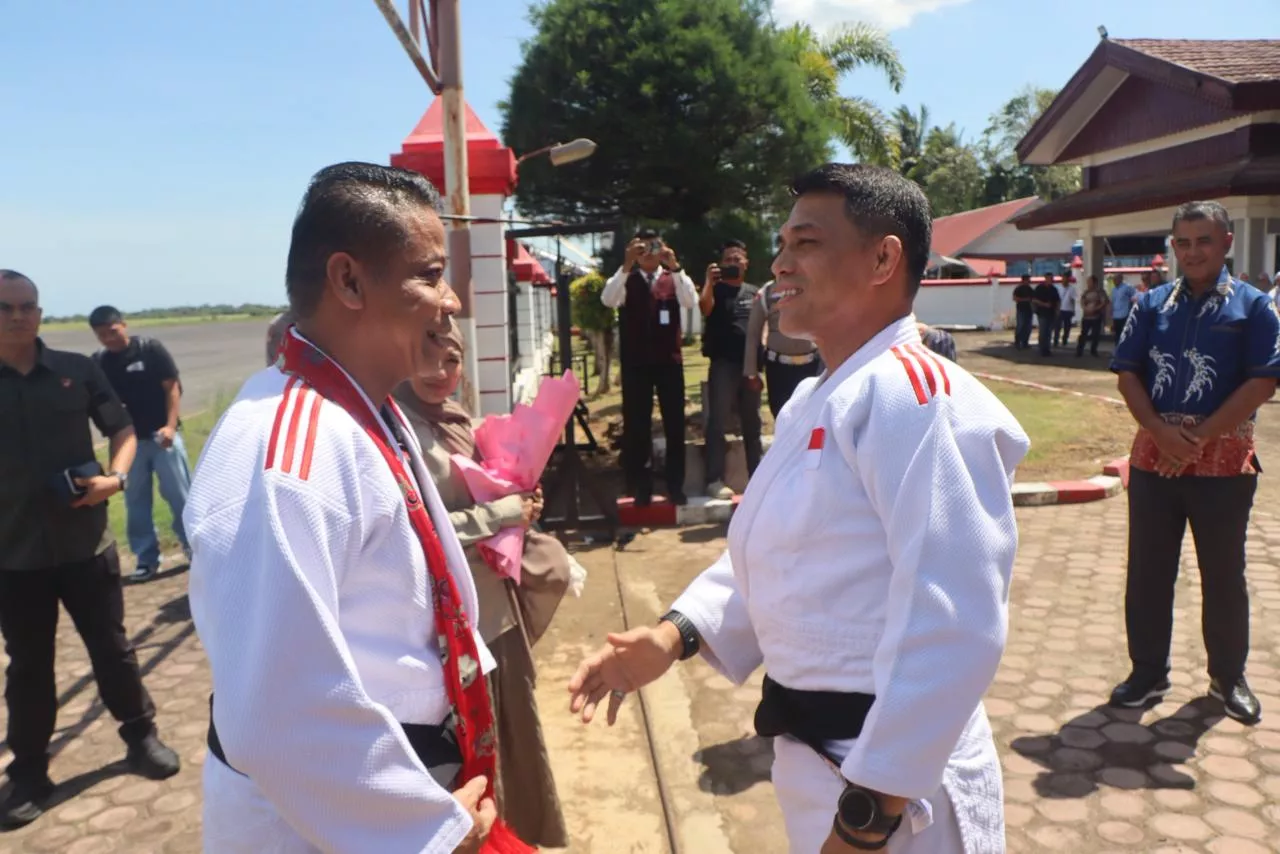 Tradisi Judo Warnai Penyambutan Wakapolda Bengkulu, Simbol Persaudaraan yang Terjalin Sejak Sebelum Berdinas di Polri
