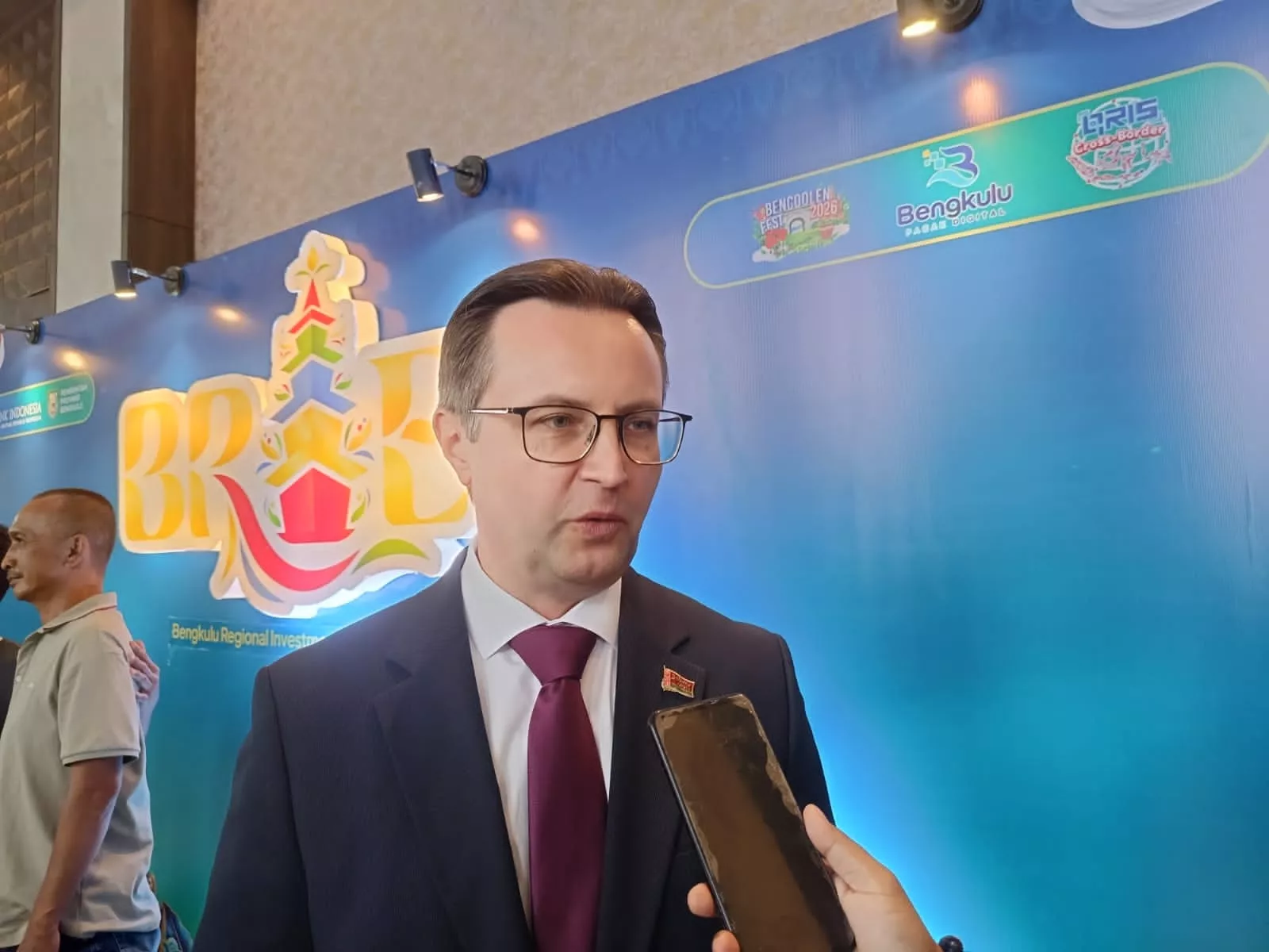 Dubes Belarus Lihat Peluang Besar Komoditas Kopi, CPO dan Karet Bengkulu 