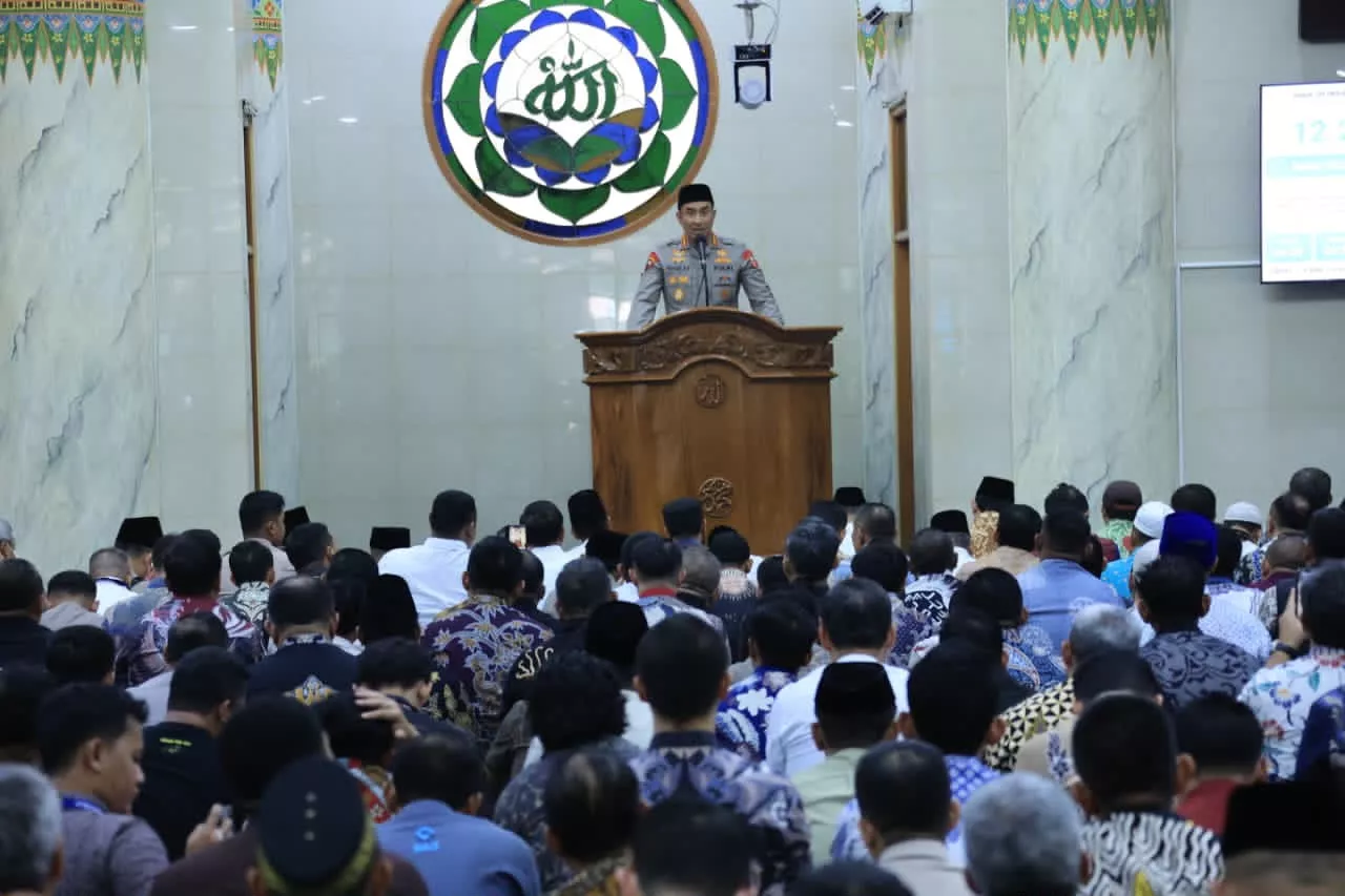 Kapolri Ajak Jamaah Masjid Al-Ikhlas Mabes Polri Jaga Kerendahan Hati dan Perkuat Akhlak