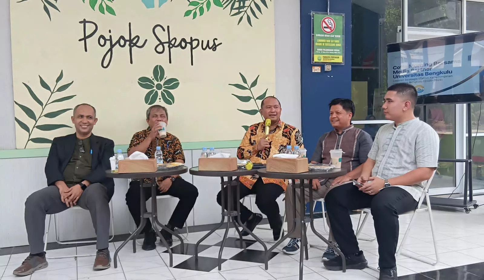 Satu Tahun Pimpin Unib, Prof Indra Beberkan Capaian: Peringkat Publikasi Naik hingga 43 Ribu Peminat