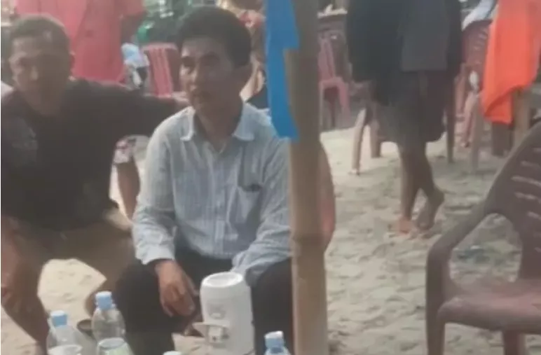 Ketua RT–Pokdarwis Diduga Rampas HP Wartawati Saat Pungli di Pantai Zakat