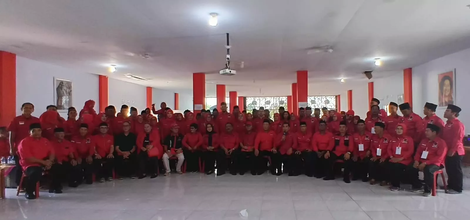 PDIP Kota Bengkulu Kukuhkan 81 Pengurus PAC, Mantapkan Konsolidasi Menuju Pemilu 2029