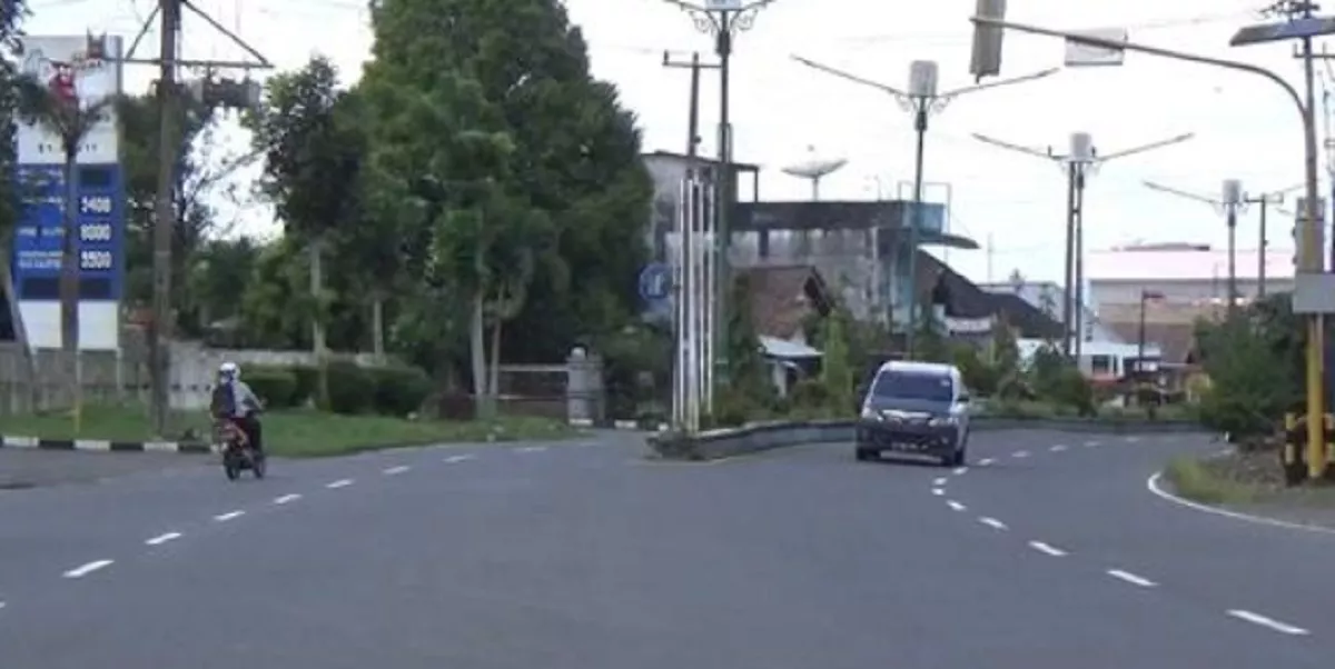 Terangi Malam Takbiran, PUPR Kepahiang Pastikan Lampu Jalan Jalur Utama Berfungsi Optimal