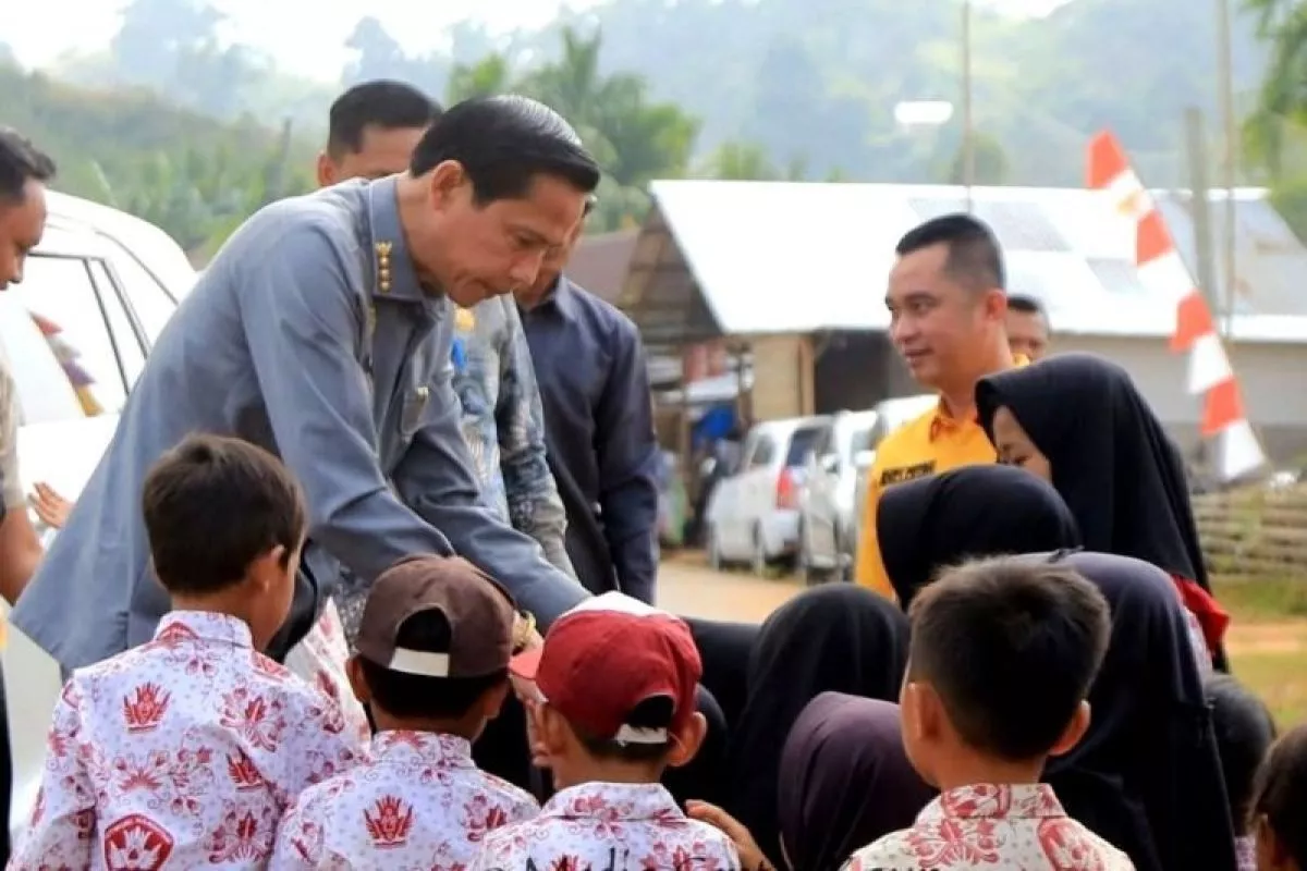 38 Sekolah di Kaur Direvitalisasi, Gusril Minta Pembangunan Jangan Asal Jadi