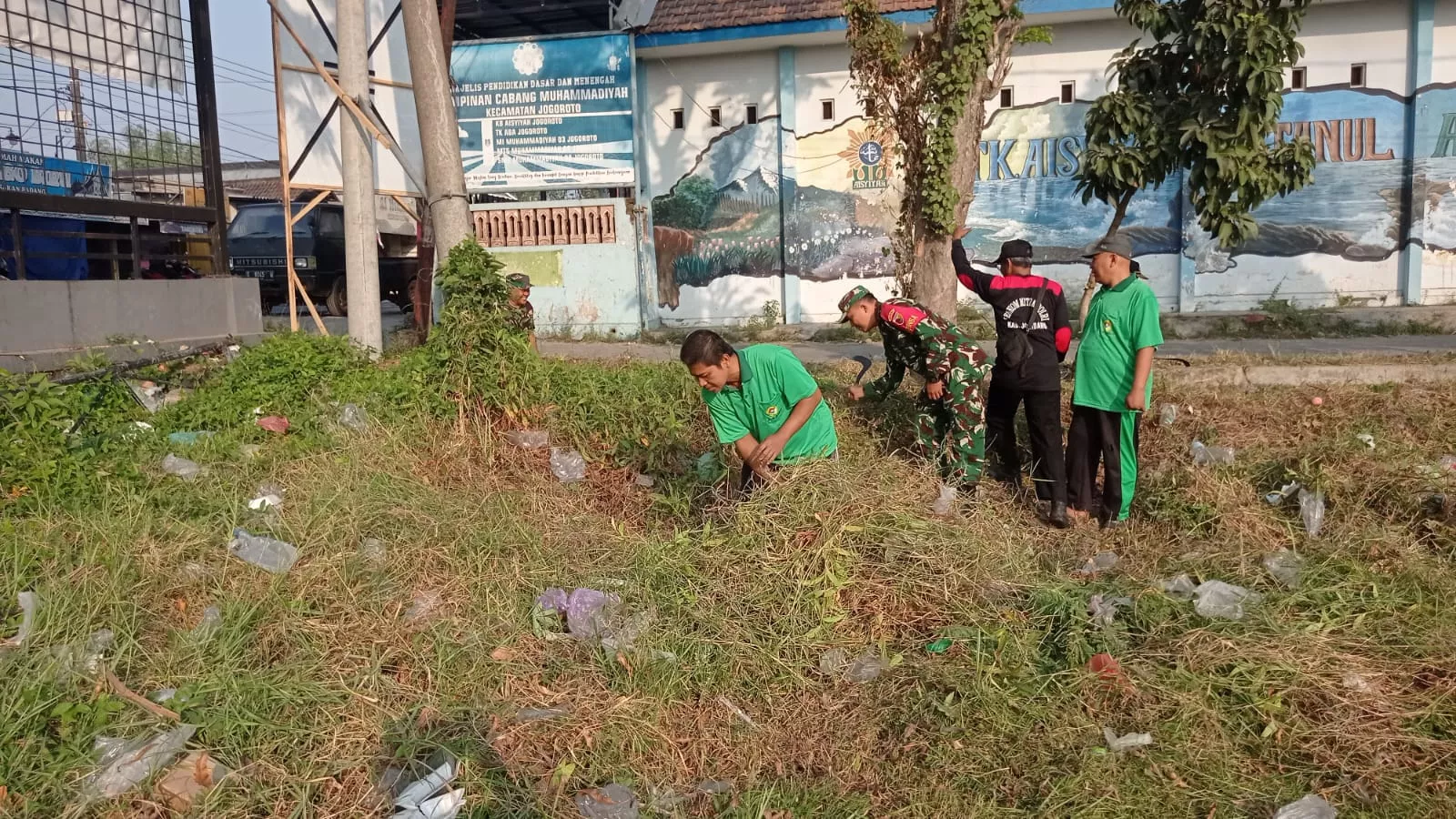 Serda Sumanto dan Warga Alang-Alang Caruban Gelar Karya Bakti