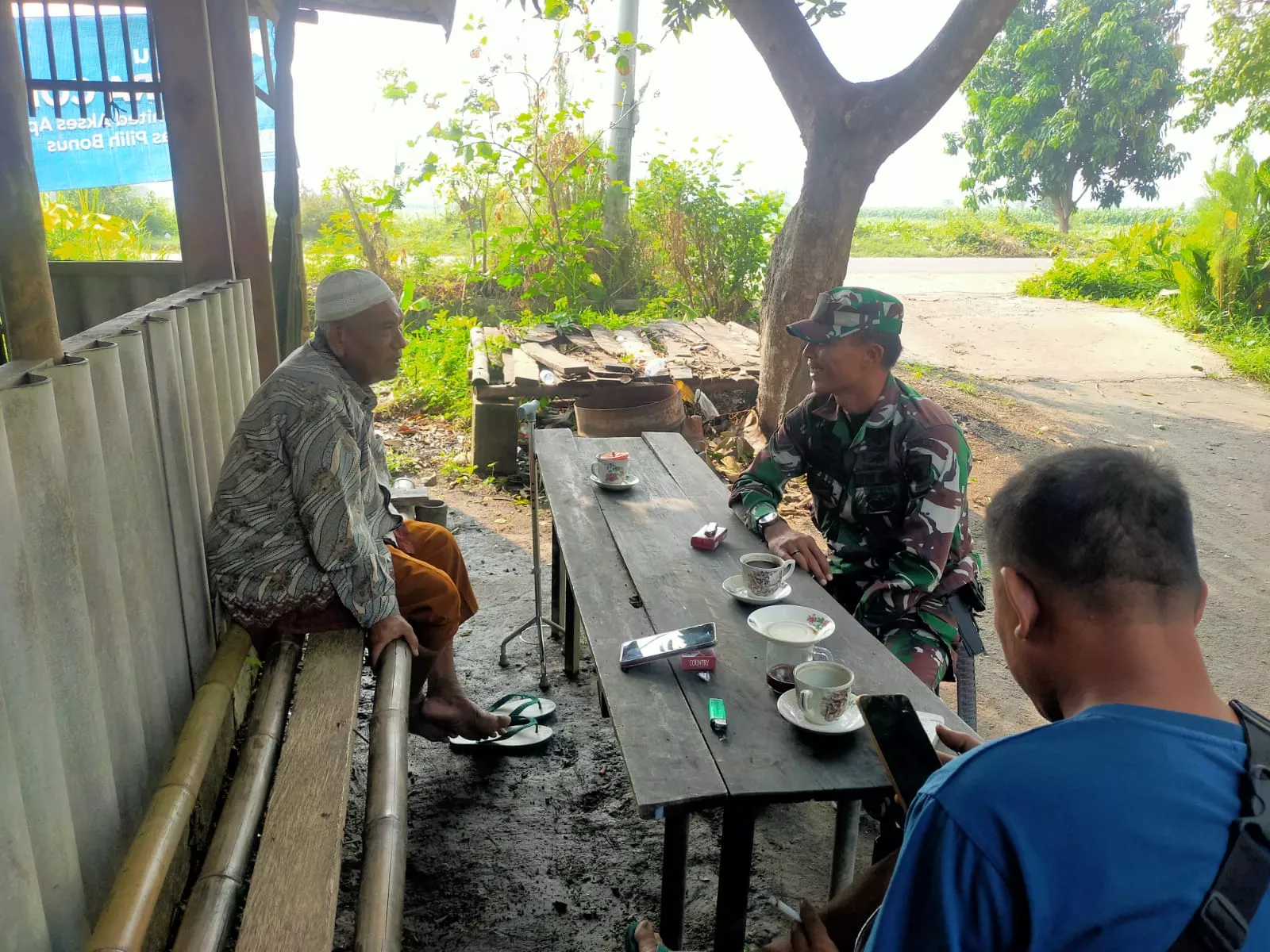 Babinsa Mojowarno Pererat Sinergitas dengan Warga Sidokerto