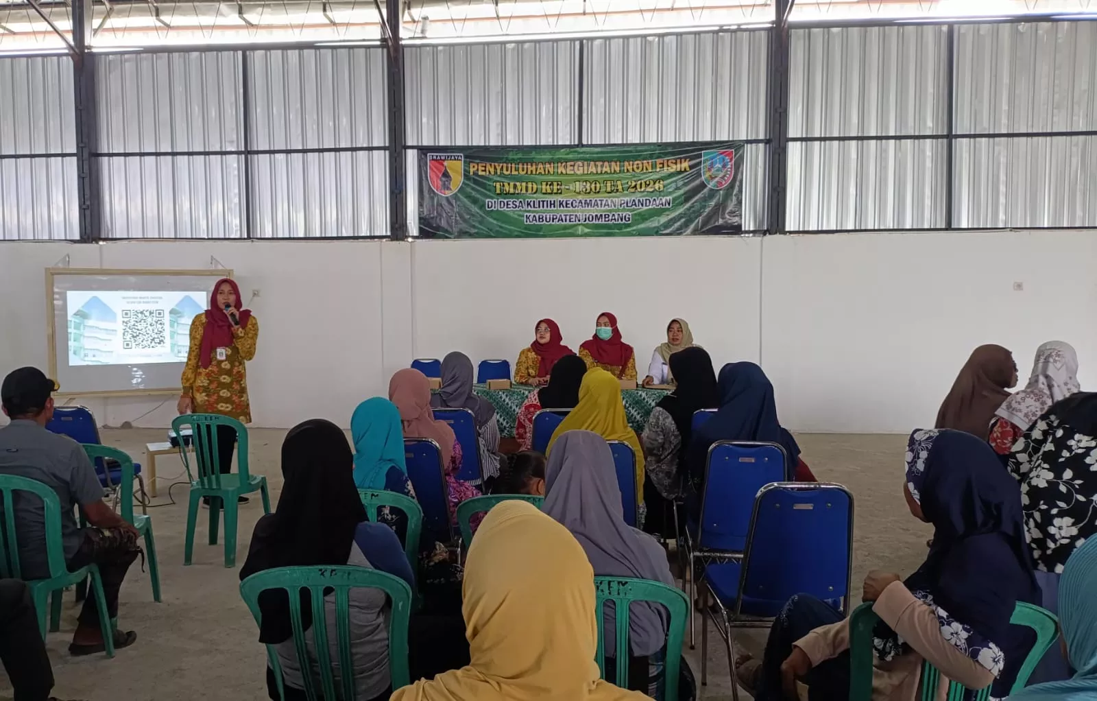 RS Mata Jatim Beri Pemeriksaan dan Kacamata Gratis di TMMD Jombang