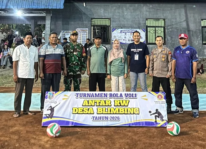 Babinsa Kesamben Hadiri Turnamen Voli Desa Blimbing