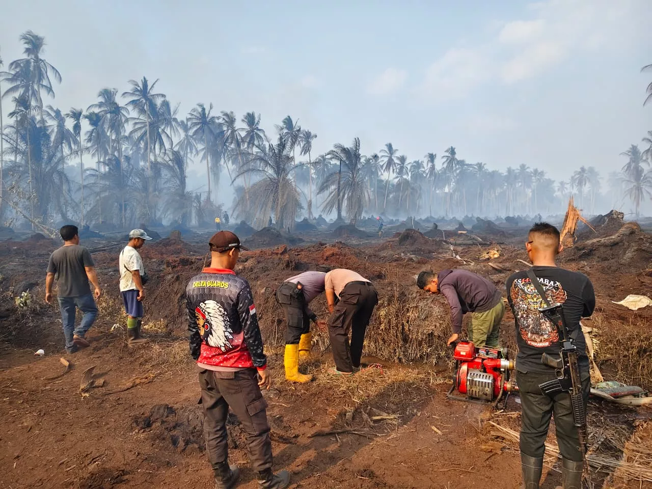 Kapolres Inhil Pimpin Verifikasi dan Pemadaman Karhutla di Belantaraya, 7 Hektare Lahan Terbakar