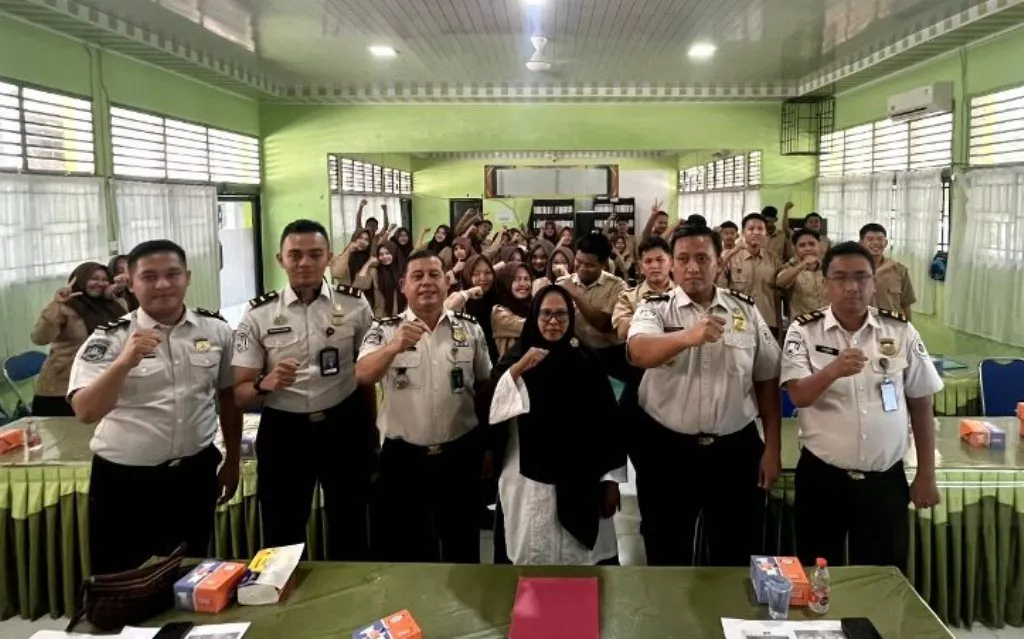 Immigration Goes to School di SMAN 2 Bengkalis