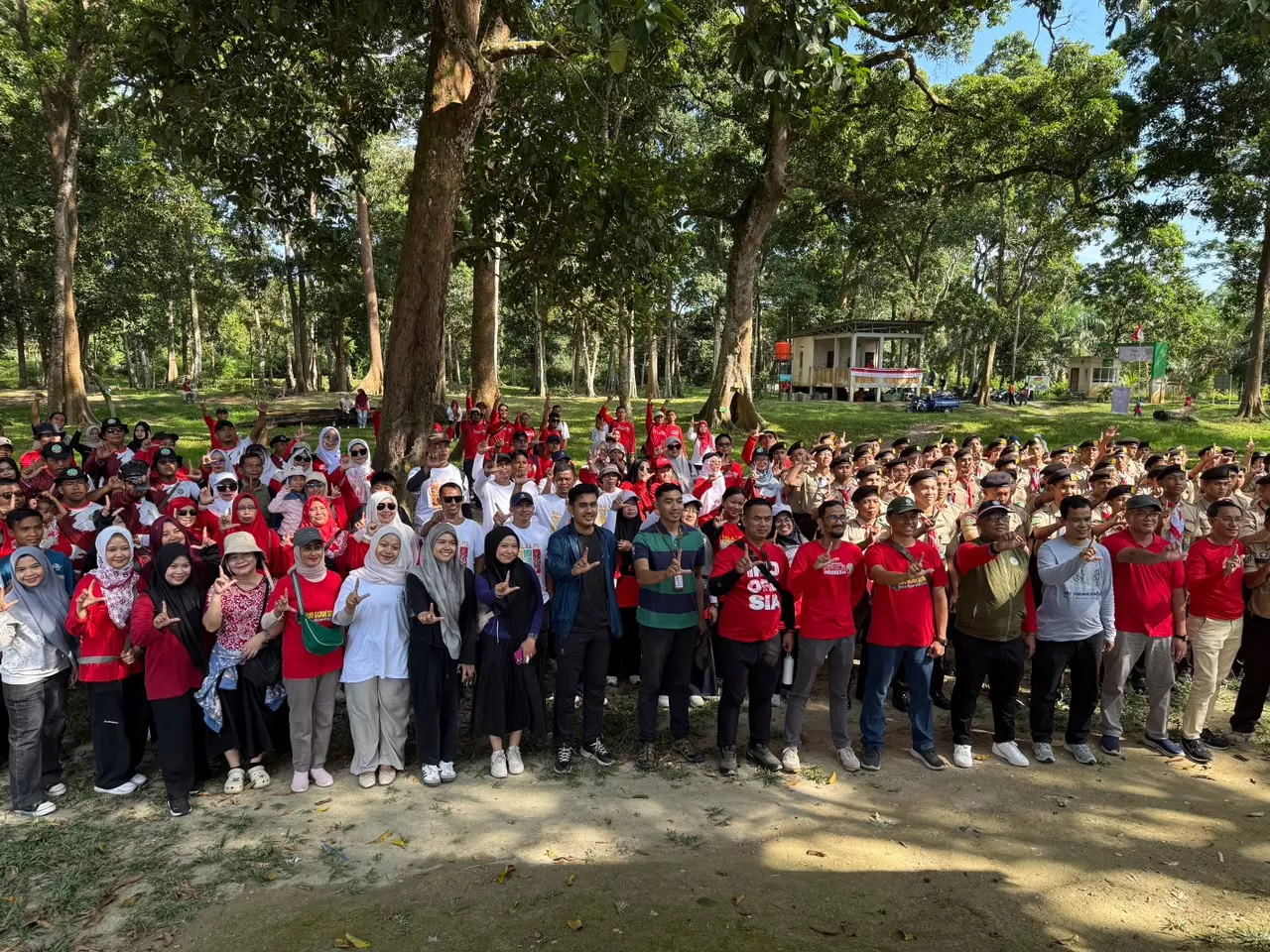Hari Pelanggan Nasional,PLN Nusantara Power UP Tenayan dan Rimbawan Riau Jaga Kelestarian TWA Buluh Cina