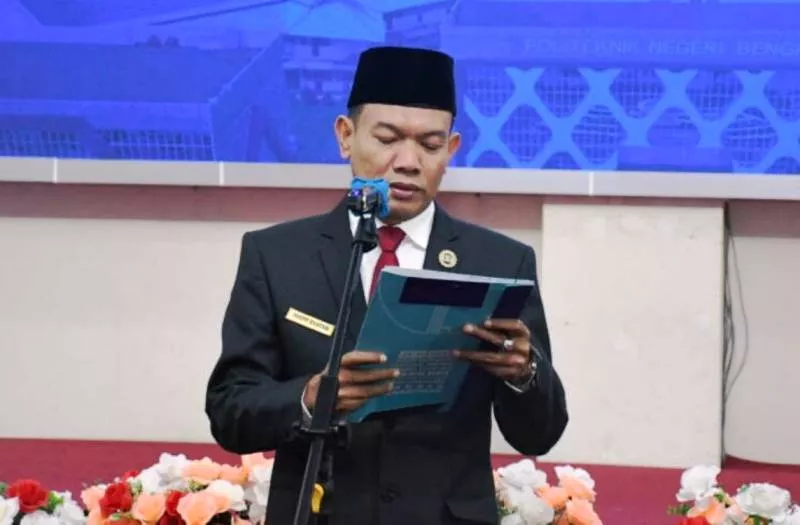Dugaan Korupsi Proyek Batas Desa, Ini Kata Direktur Polbeng Johny Custer!