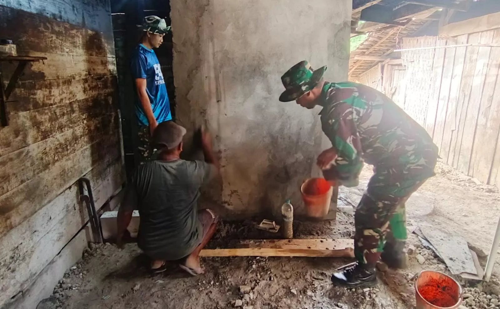 Pembangunan MCK TMMD ke-130 di Jombang Hampir Rampung