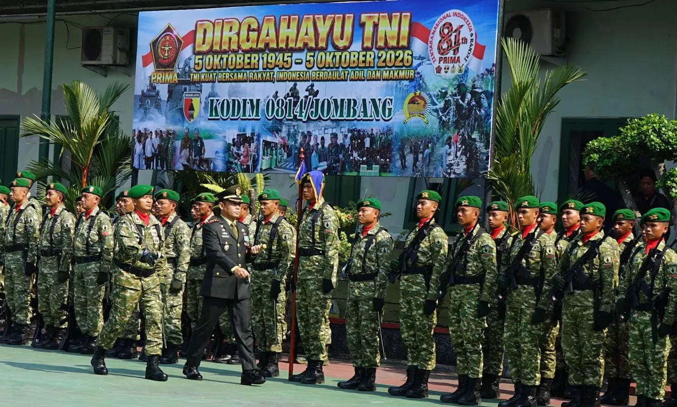 Dandim 0814/Jombang Pimpin Upacara HUT TNI ke-81