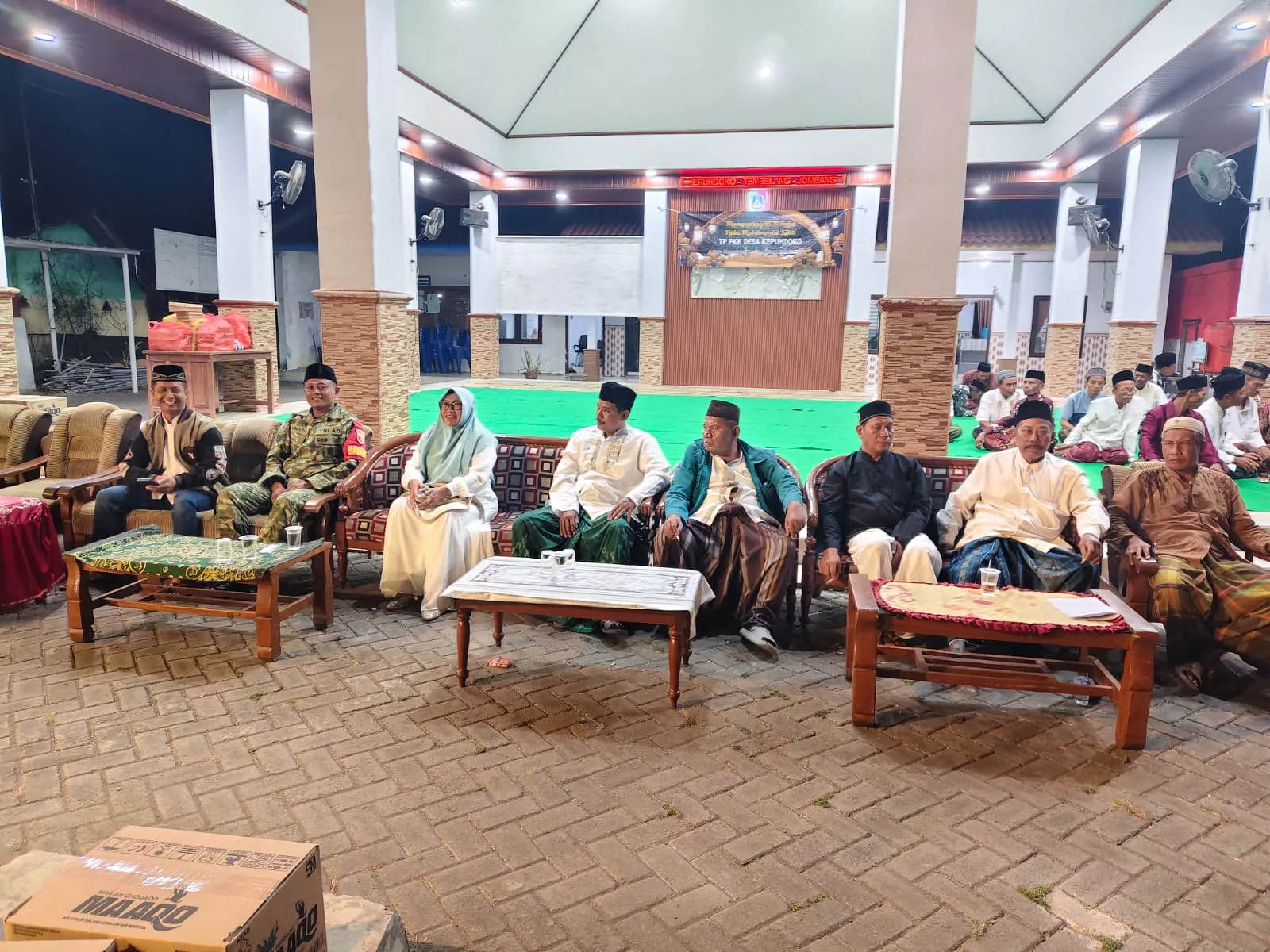 Babinsa Tembelang Hadiri Pengajian Umum di Desa Kepuhdoko