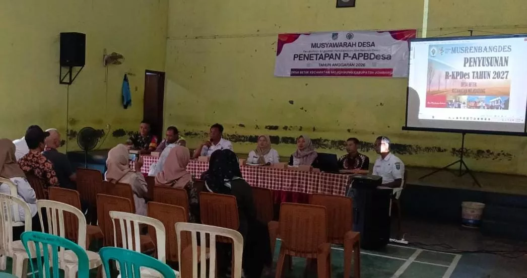 Babinsa Koramil Mojoagung Kawal Musdes Desa Betek