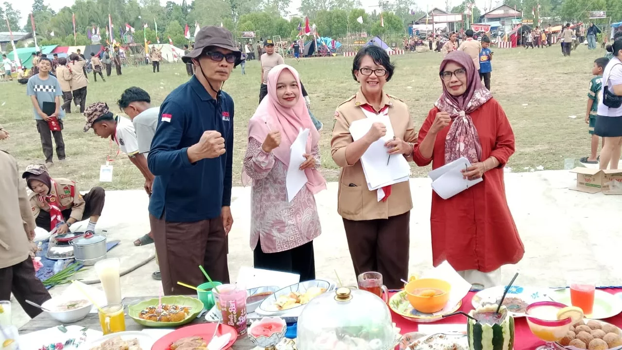 Tingkatkan Kemandirian, Lomba Masak Tradisional Pramuka Tanah Merah Olah Singkong dan Pisang